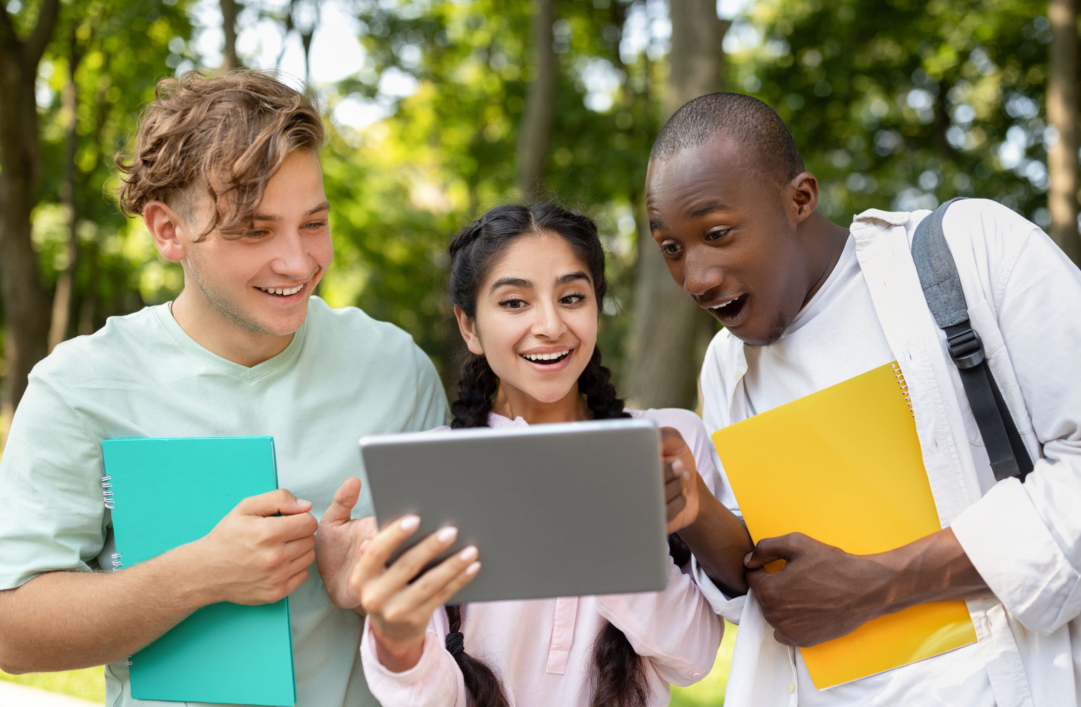 Students with tablet